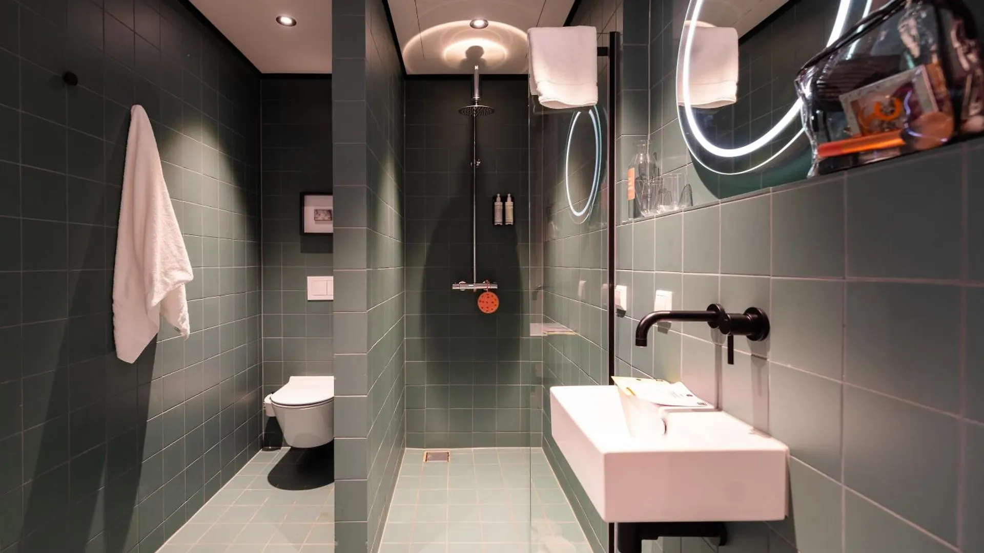 Hotel Unplugged Rotterdam